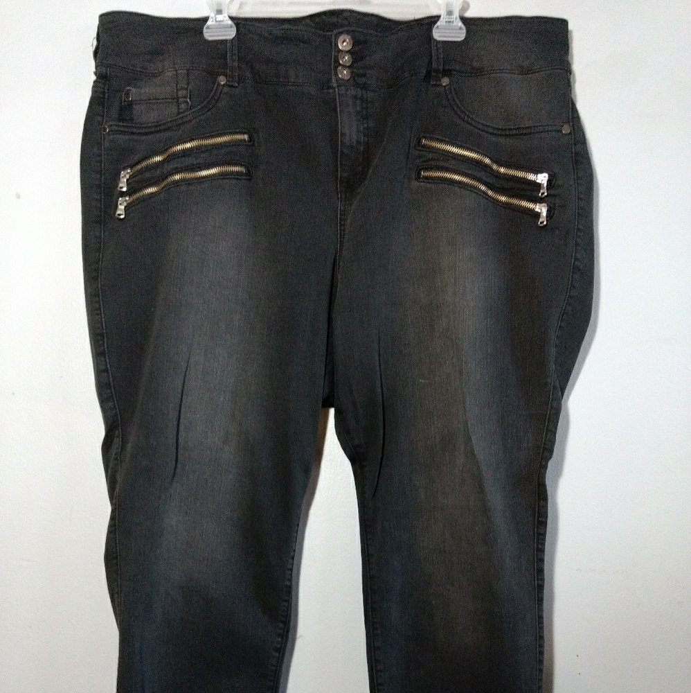 Torrid multi zip jegging